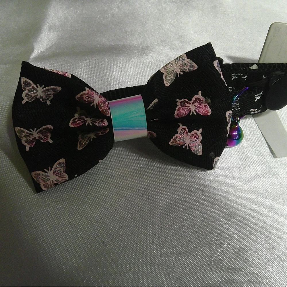 Whisker City Easy Release Butterfly w/Bow Kitten Collar